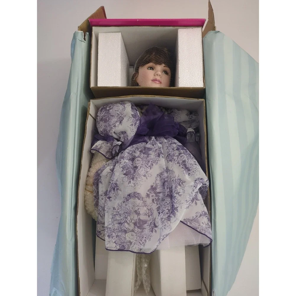 Marie from Marie Osmond Fine Collectibles (Box Damage) - Picture 2 of 5